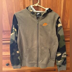 Nike Youth XL Camo Sleeve Full Zip Hoodie Green Fleece Sweatshirt